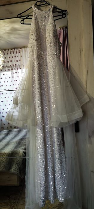 Rochie de ocazie sau mireasa