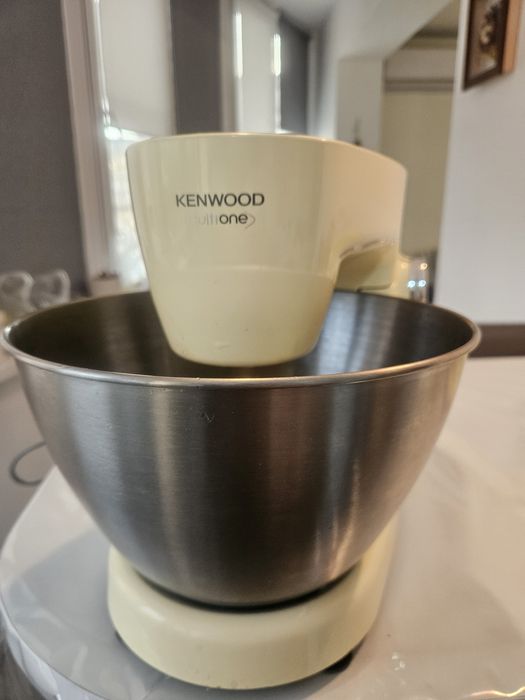 Продается кухонный комбайн