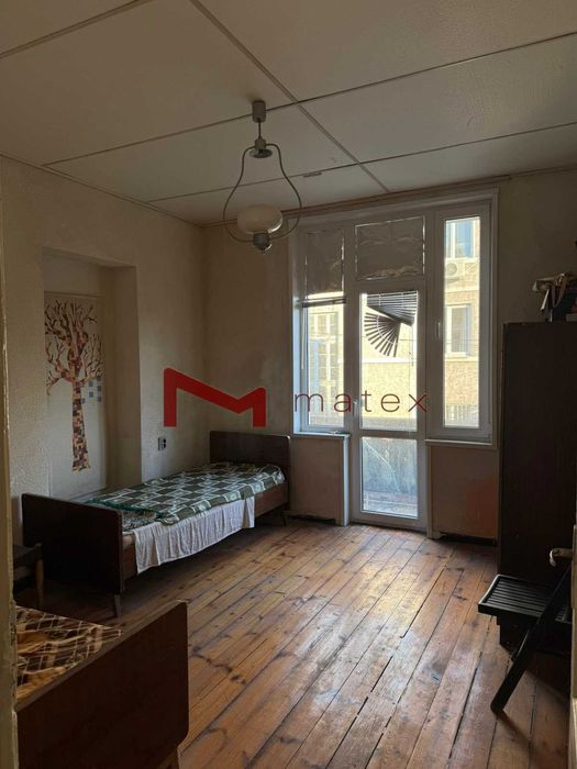 Продава се Тристаен апартамент в Варна, Операта - 85 кв.м за 2824 €/кв.м - Снимка #3