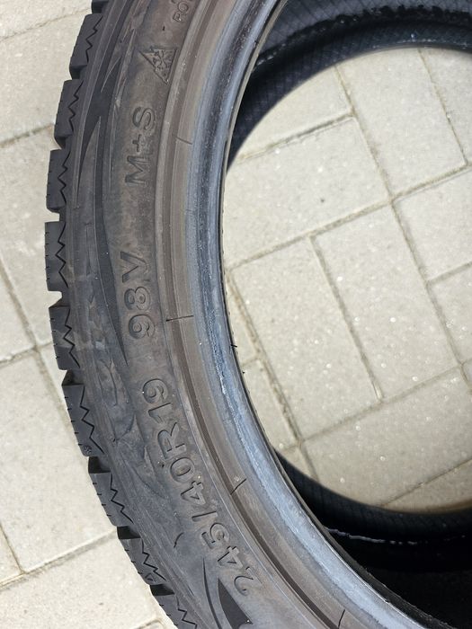 245 /40 R19 M+S  Radar Dimax Alpine [4buc]