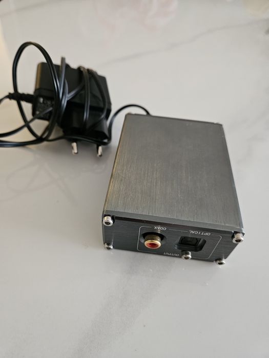 Audioquest Pearl USB A-B Кабел 3м. и CM6631 USB to Coaxial/Optical converter