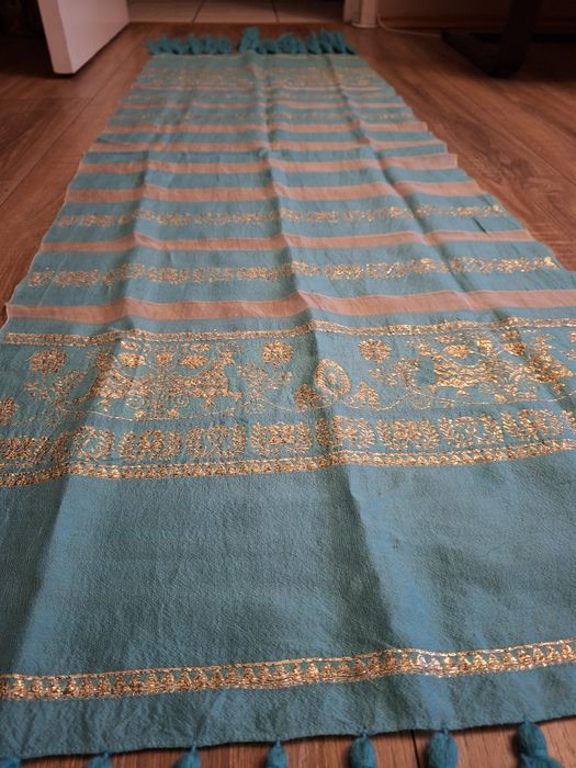 Sal indian turquoise cu auriu