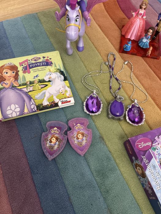 Sofia intai/ Sofia the first !