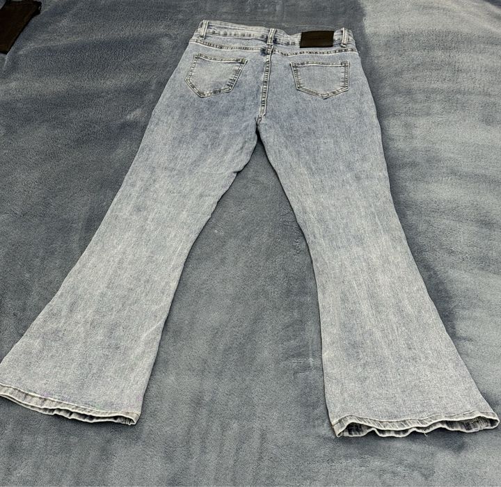 Продам джинсы клёшь