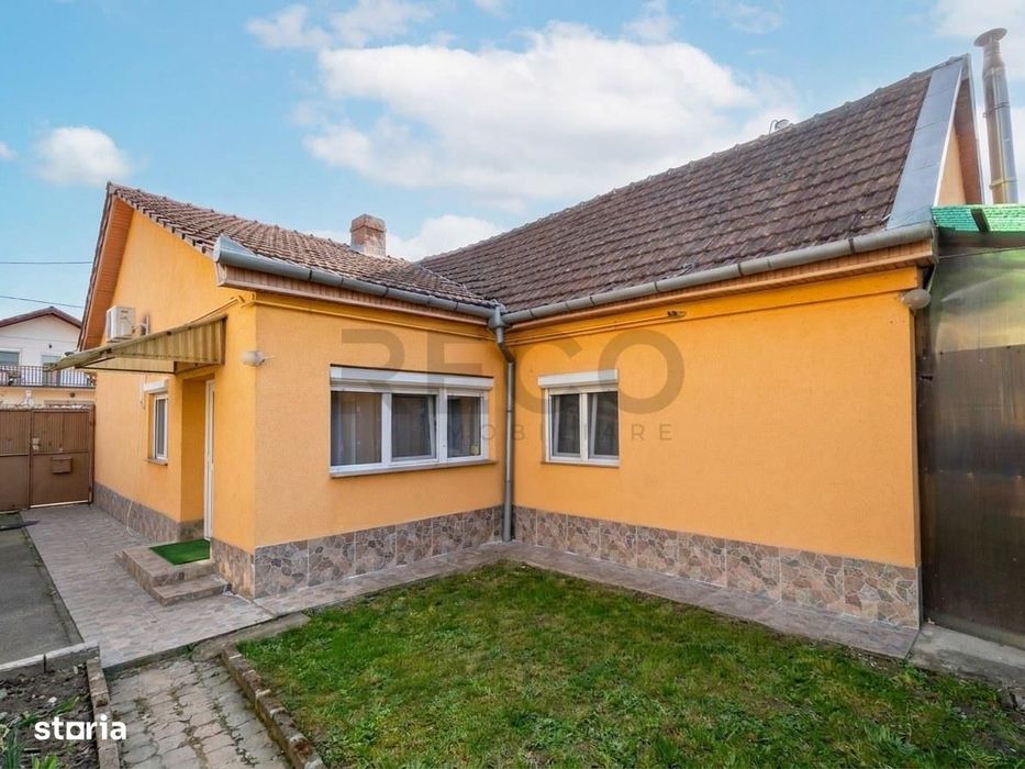 RECO Casa cu 2 camere+living, renovata complet, in Episcopia Bihor