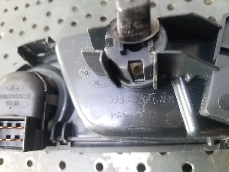 Maner interior cu buton oglinzi si boxa tweeter stanga fata ford fiesta 6 cb1 ccn 8a61a2260aew 8a6t18808he