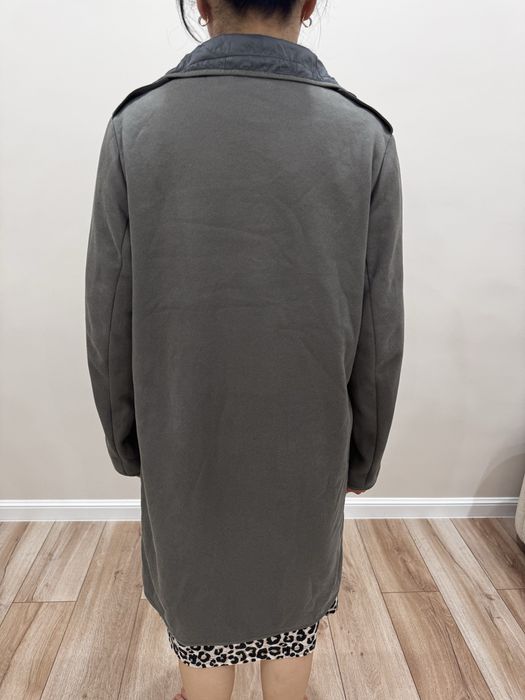 Продается Плащ Женский