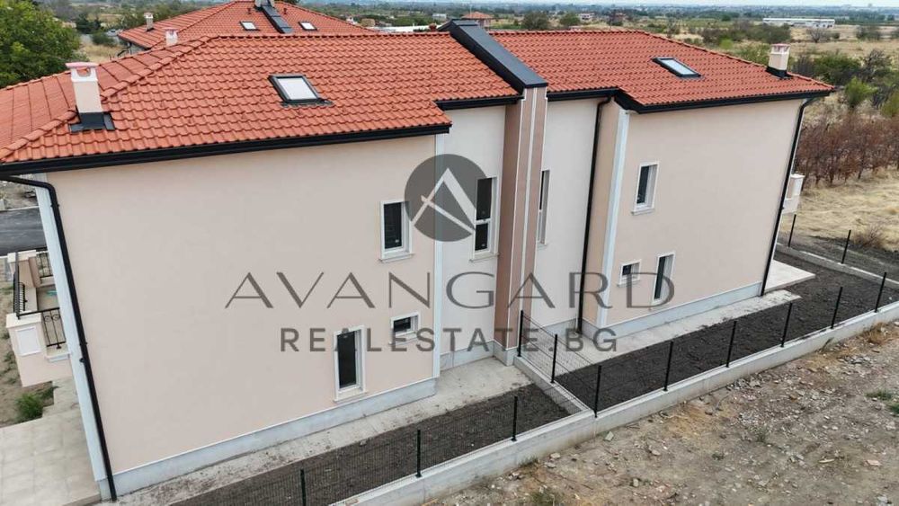 оф.14446 УНИКАЛНИ Къщи Първенец