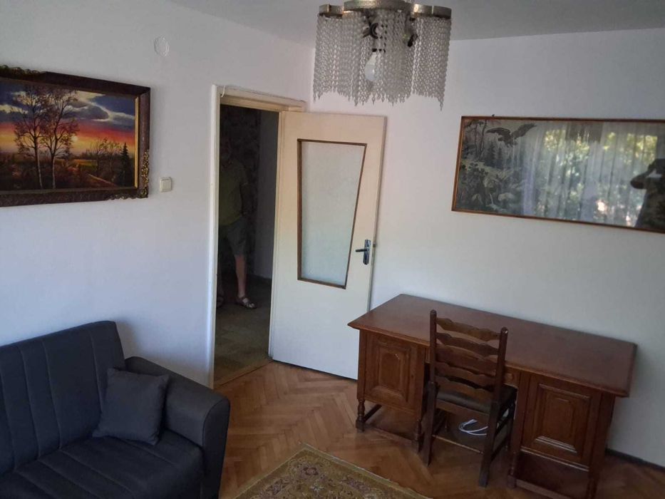 Inchiriez apartament 3 camere zona Dacia
