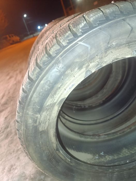 Продам зимние шины R17