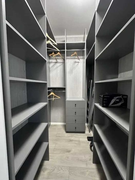 Дава се под наем Двустаен апартамент в София, Център - 100 кв.м за 612 € - Снимка #2