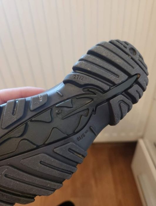 Cizme de cauciuc marime 27/28 Decathlon