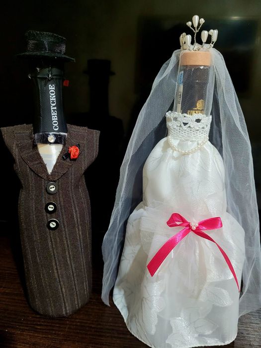 Продам чехлы на шампанское