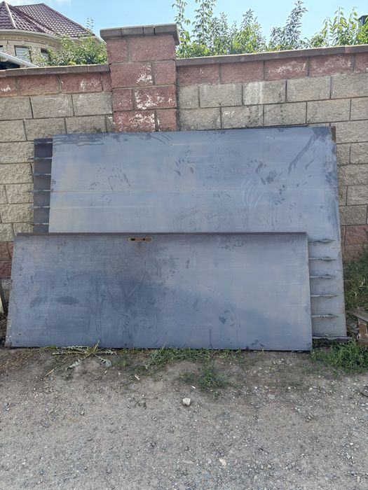 Продаются металлические ворота