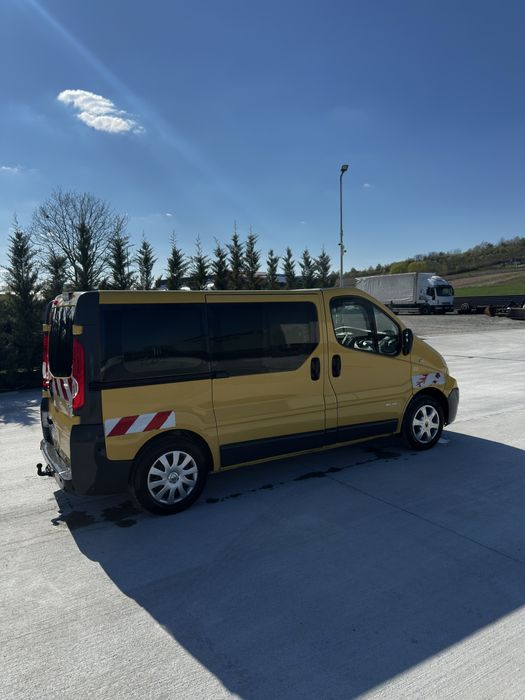 Renault Trafic 2.0 dci 115 cp