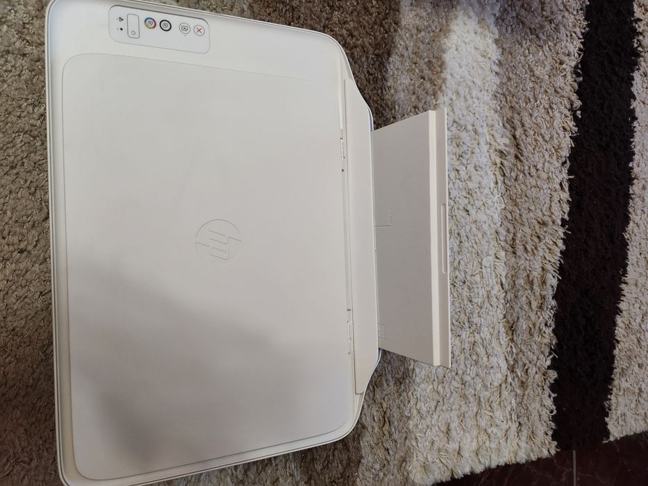 ПродавамHPdeskjet 2320.Мултифункционално устройство