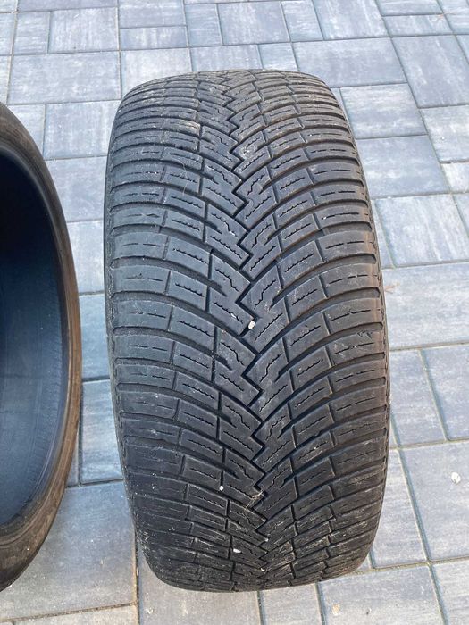 Anvelope All Season Pirelli (M+S).225/40/r19 (2 buc),255/35/r19(2 buc)