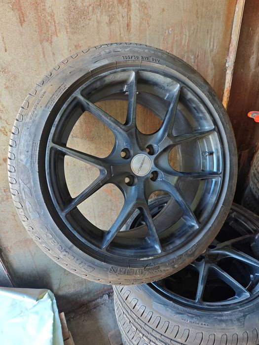 Продам колёса R17 205/50