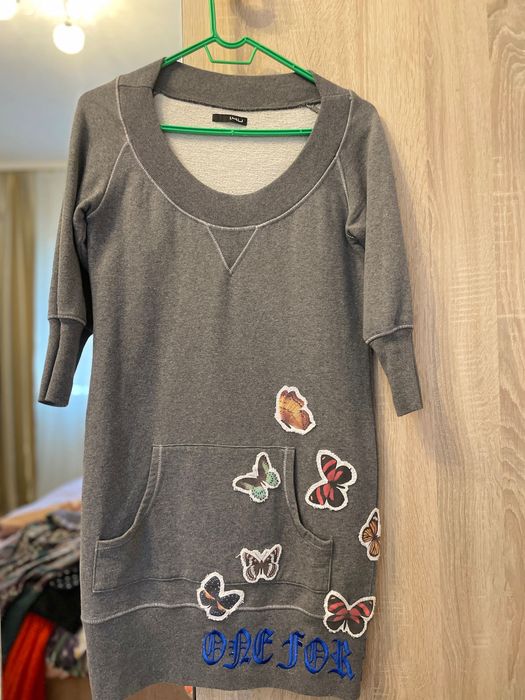 Haine damă mărimea xs stare excelentă purtate de 2 ori