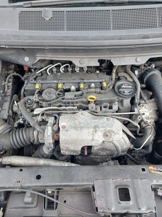 Dezmembrez Opel Zafira C 1,6 CDTI