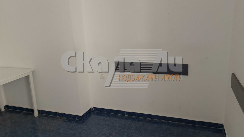 Дава се под наем Четиристаен апартамент в София, Център - 130 кв.м за 714 € - Снимка #9