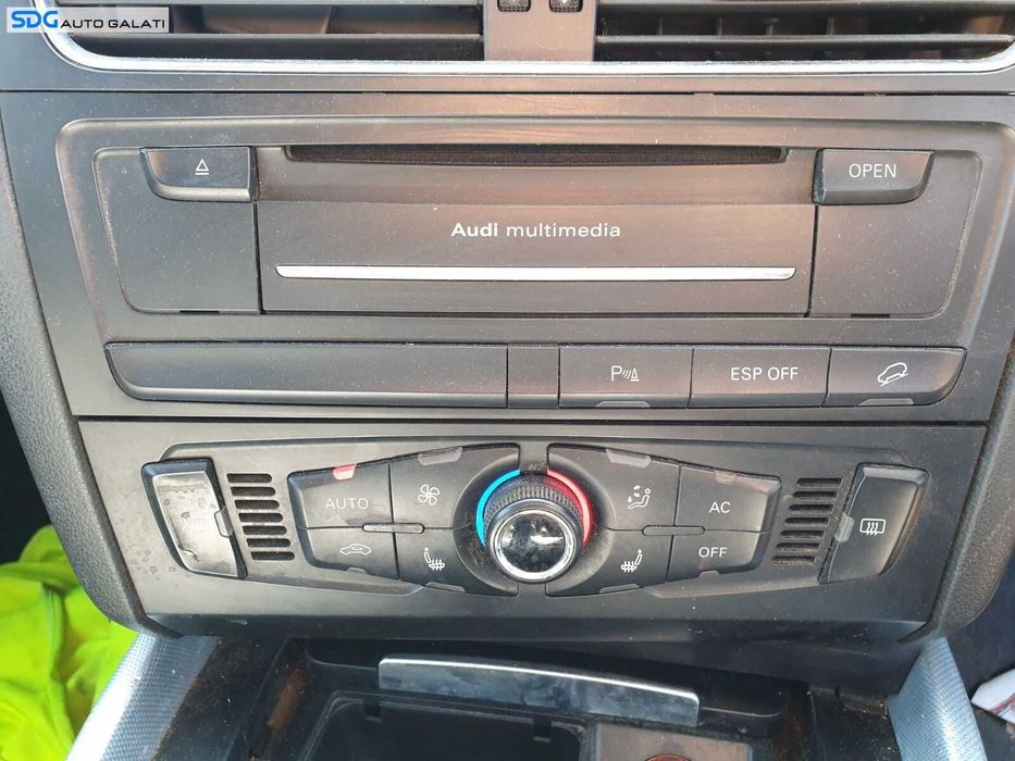 Navigatie Unitate Multimedia Radio CD Player Audi Q5 2008 - 2016 [C4796]