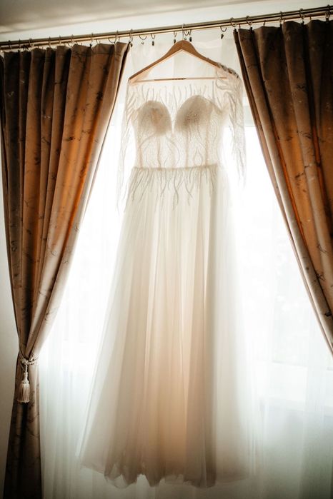 Vând rochie de mireasă