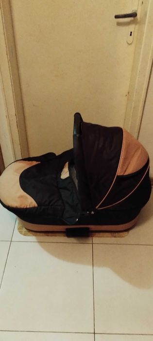 Бебешки и детски колички