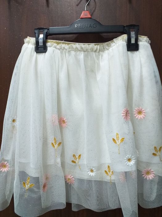 Красивые юбочки на 8-9 лет,140-146рост