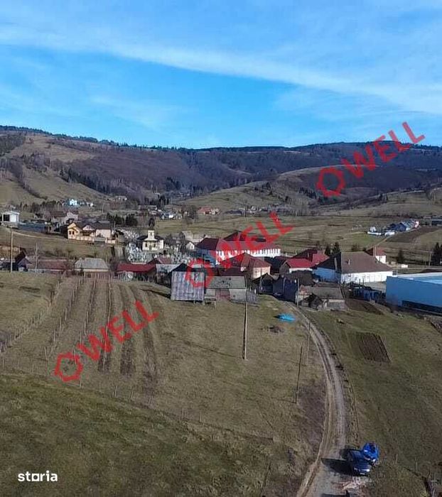 Teren intravilan de vânzare în Barcani, cu priveliște deosebită!
