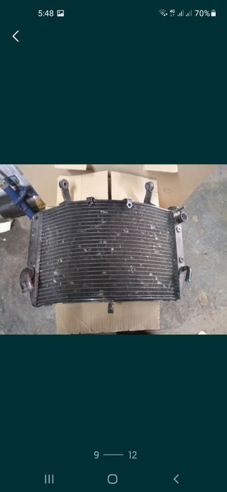 Продавам части за Suzuki GSXR -600/750 Srad/K1 --- Yamaha FZR - 600