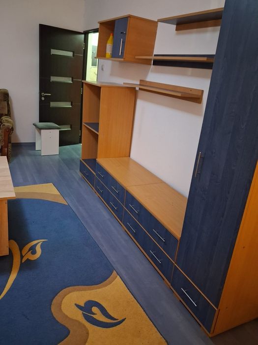 Închiriez apartament doua camere