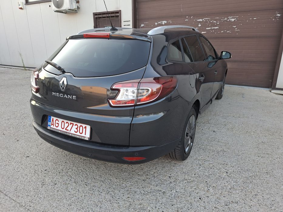 Renault Megane 3-an 2013-1.5 Dci110-6+1 trepte-navi-euro 5-parc auto-rate Tbi-nr rosii
