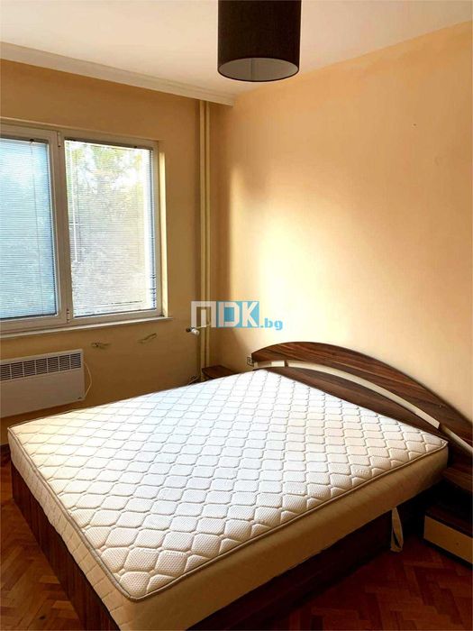 Продава се Тристаен апартамент в Пловдив, Западен - 77 кв.м за 2142 €/кв.м - Снимка #4