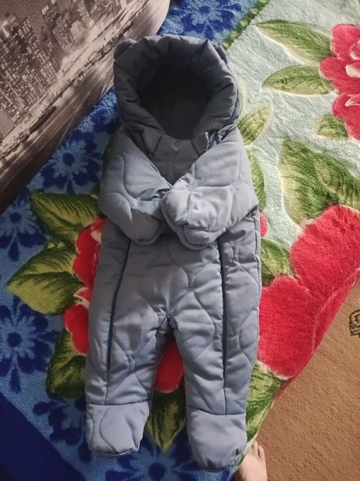 Детский комбинезон весенний