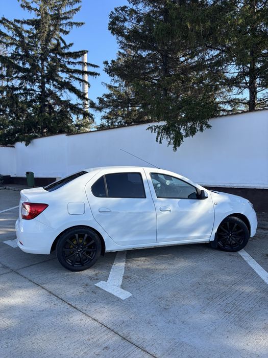 Logan 2013 cu GPL și AC