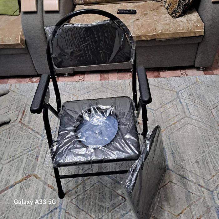 Санитарный стул.