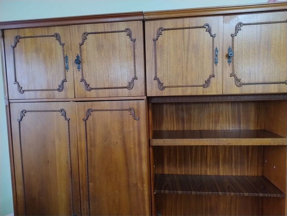 Mobila sufragerie solida anii ‘80