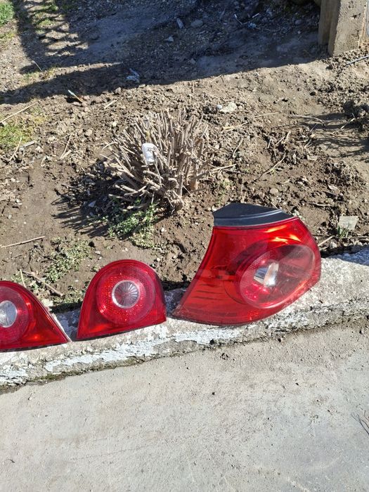 Disponibil stopuri golf 5 .