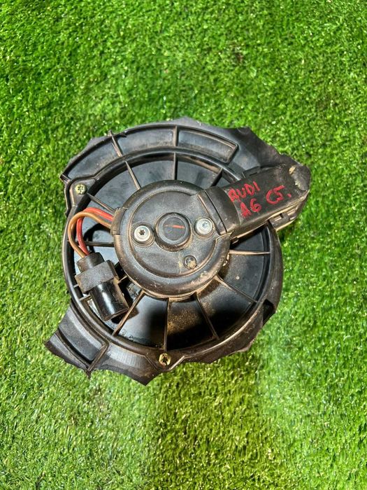 Моторчик печки Ауди а6 с5 Audi A5 C5