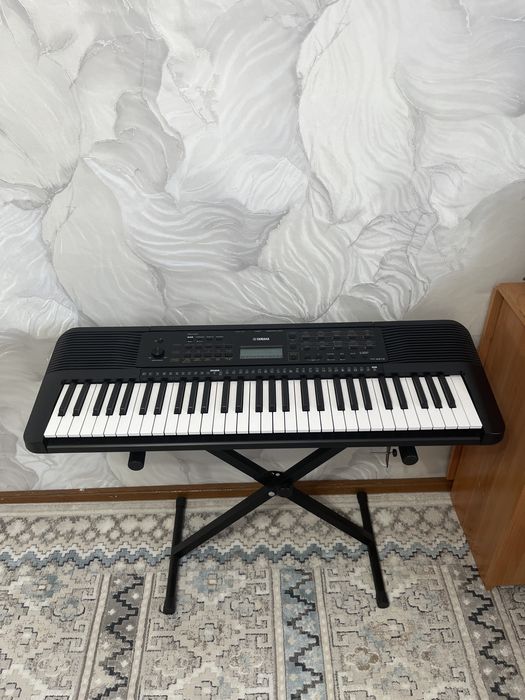 Продам синтезатор Yamaha