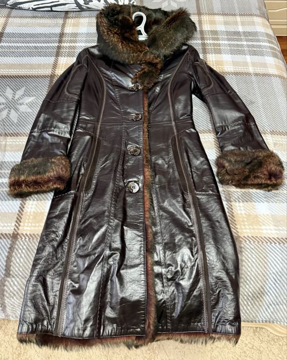 Продам женскую дубленку