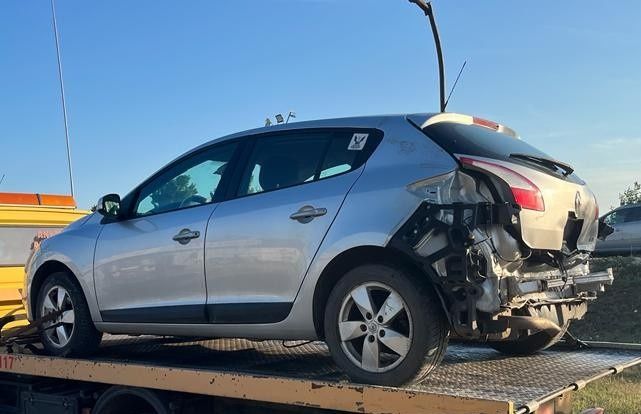 Renault Megan Мотор Фар Броня Врата Маховик Радиатор Дюза Стоп Турбо