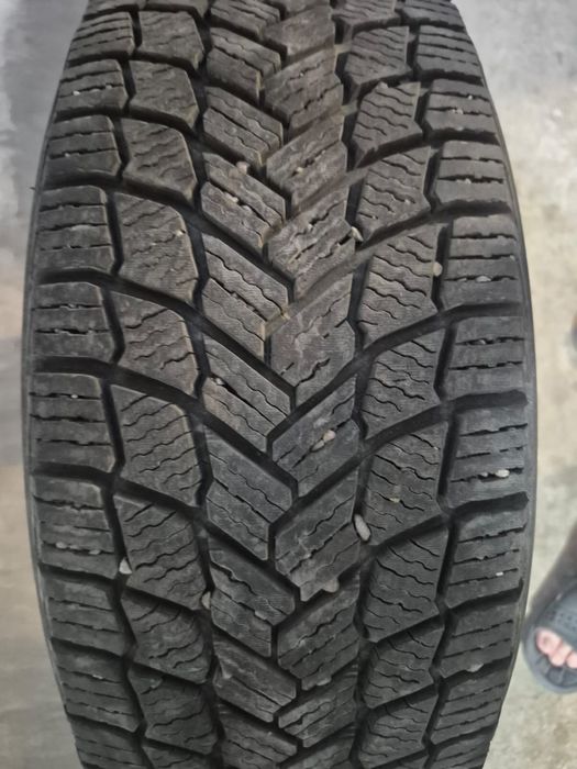 Продается шины 205 55 R16