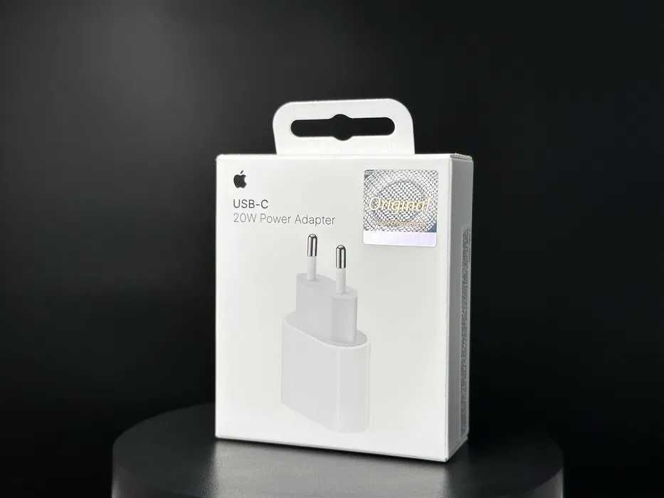 Оригинальная зарядка Apple + кабель Apple (от iPhone 17 Pro Max)