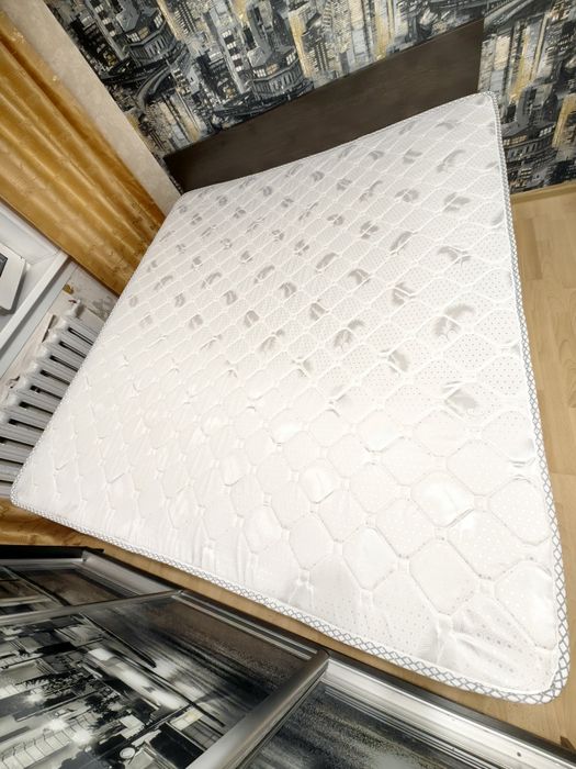 Матрас новый 180*200