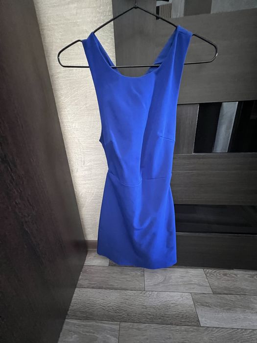 Продам платье zara