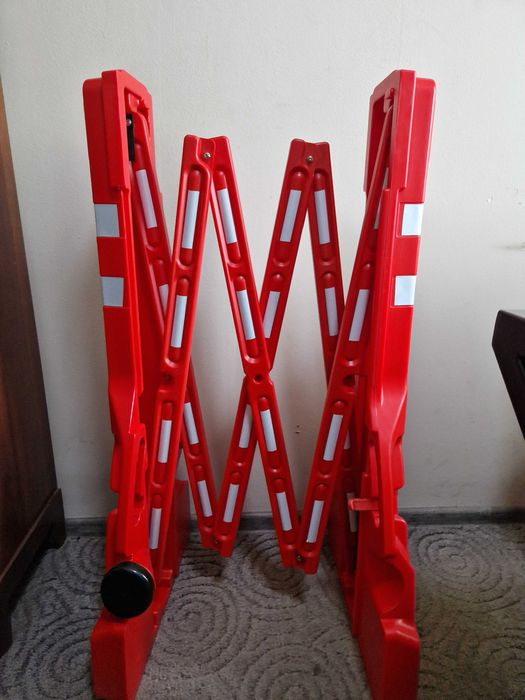 Барьер раздвижной переносной