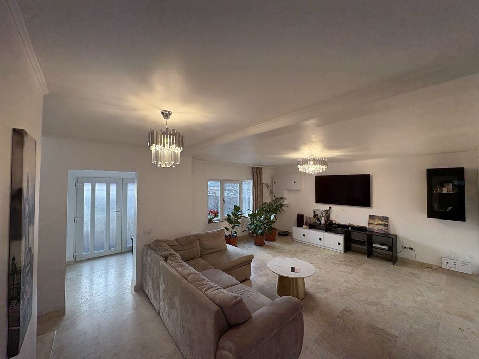 Casa 4 dormitoare renovata finisaje premium teren 459mp