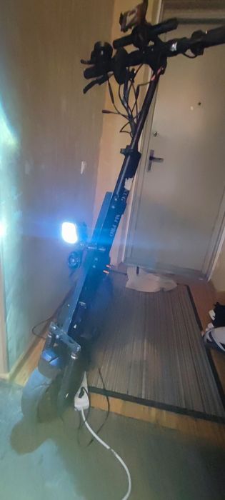 Продам самокат Kugoo M4 Pro
